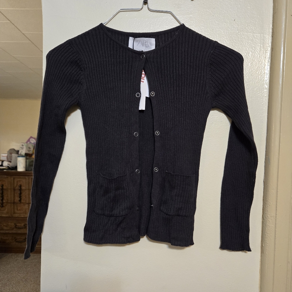 Brand new!! NWT Zara soft & stretchy grey knit button up cardigan sweater size 8